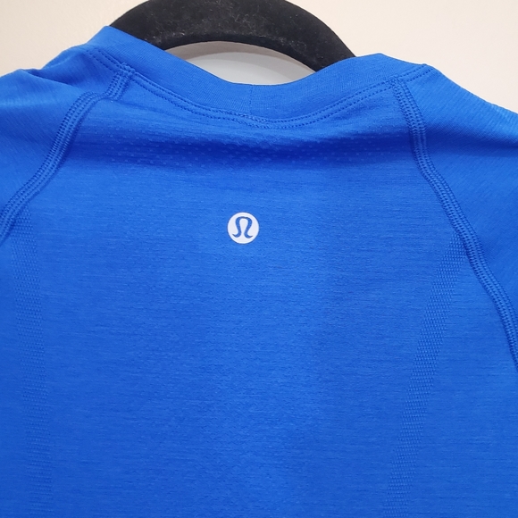 Lululemon Swiftly Tech Short Sleeve Sz 4 - Picture 6 of 8